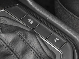 2018330TSI (q)(chung) п؅^(q)