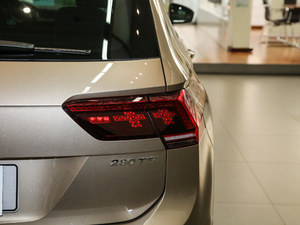 2018280TSI 򌾫Ӣ β