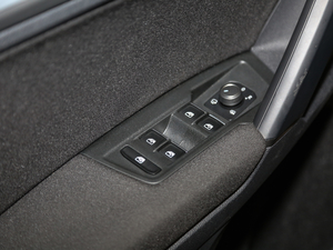 2018280TSI 򌾫Ӣ {܇ƅ^	