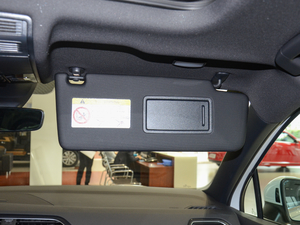 2018380TSI (q)R-Line g