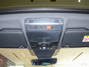 2018380TSI (q)R-Line g