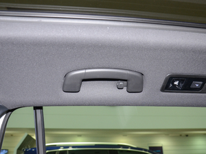 2018380TSI (q)R-Line g