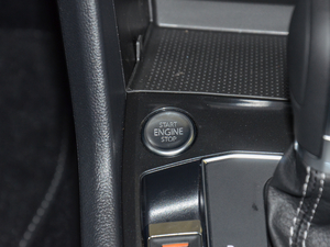 2018380TSI (q)R-Line g