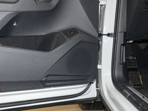 2018380TSI (q)R-Line g