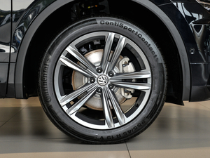 2018380TSI (q)R-Line ݆Ȧ