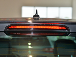 2018380TSI (q)R-Line (ji)^