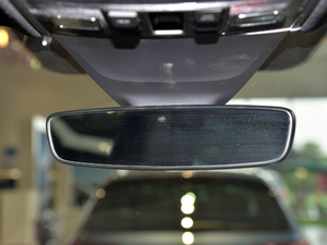 2018380TSI (q)R-Line ܇(ni)ҕR