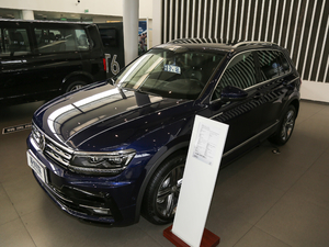 2018380TSI R-Line w^