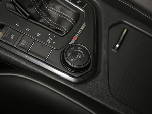 2018380TSI R-Line п؅^