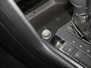 2018380TSI R-Line п؅^