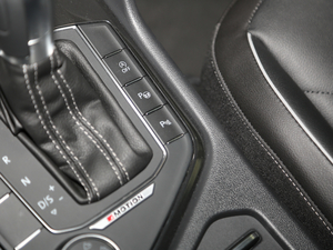 2018380TSI R-Line п؅^