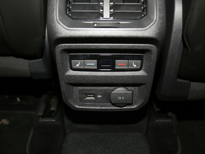 2018380TSI R-Line п؅^