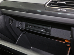 2018款330TSI 四驱创睿型 空间座椅