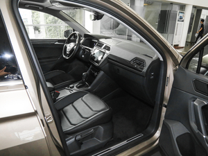 2018款330TSI 四驱创睿型 空间座椅