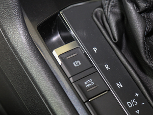 2018330TSI 򌄓 п؅^