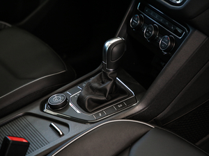 2018330TSI (q)(chung) п؅^(q)