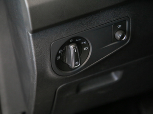 2018330TSI (q)(chung) п؅^(q)