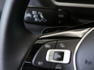 2018330TSI (q)(chung) п؅^(q)