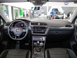 2018款330TSI 四驱创睿型 内饰全景