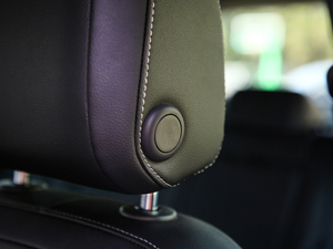 2018380TSI (q)R-Line g