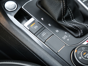 2018380TSI R-Line п؅^(q)