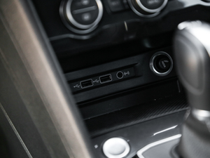 2018380TSI R-Line п؅^(q)