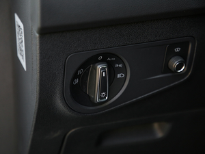 2018380TSI R-Line п؅^(q)