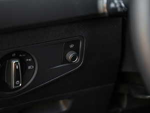 2018380TSI R-Line п؅^(q)