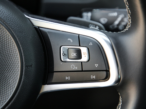 2018380TSI R-Line п؅^