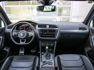 2018380TSI R-Line п؅^