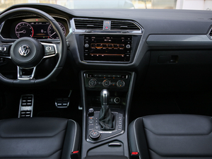 2018380TSI R-Line п؅^