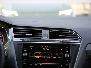 2018380TSI R-Line п؅^