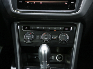 2018380TSI R-Line п؅^