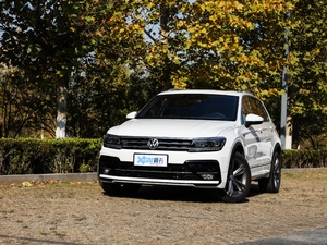 2018380TSI R-Line w^