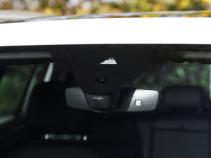 2018380TSI (q)R-Line (x)(ji)^