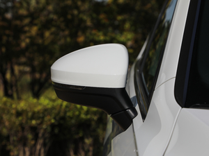 2018380TSI (q)R-Line (x)(ji)^