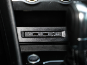 2018380TSI (q)R-Line g