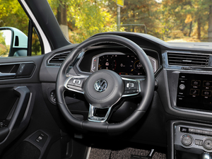 2018380TSI R-Line п؅^