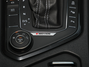 2018380TSI R-Line п؅^