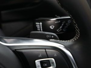 2018380TSI (q)R-Line п؅^(q)