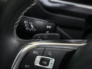 2018380TSI (q)R-Line п؅^(q)