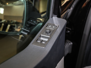 20182.0TSI (q)m 9 {܇ƅ^(q)	