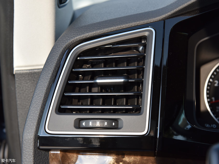 2018���~���� 2.0TSI ���(q��)������ 7��