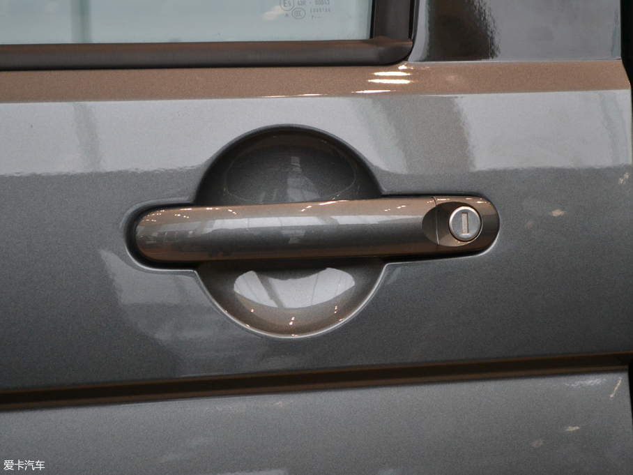 2018���~���� 2.0TSI ����L�а� 7��