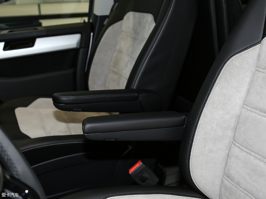 2018���~���� 2.0TSI ��������� 7��