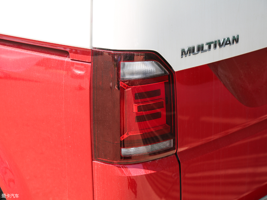 2018���~���� �؄e��