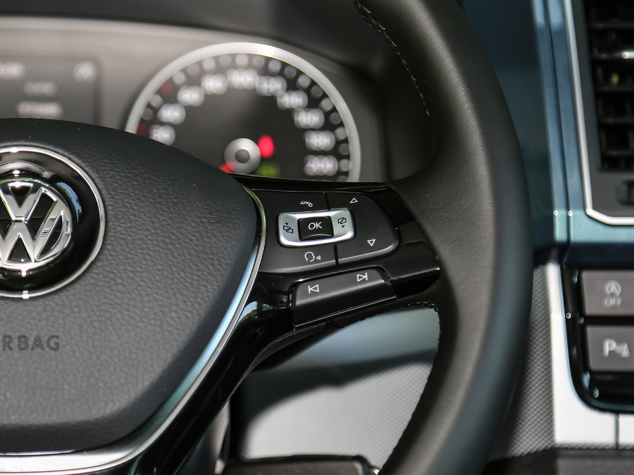 2018���~���� 2.0TSI ���(q��)������ 7��