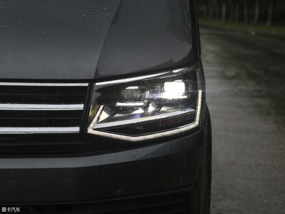 2018���~���� 2.0TSI ���(q��)̽���� 7��