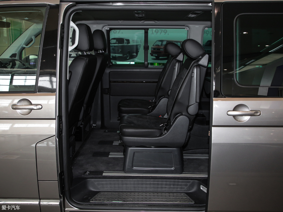 2018���~���� 2.0TSI ���(q��)̽���� 7��