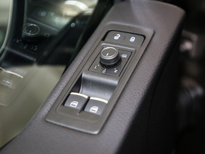 20182.0TSI (q)̽ 7 g